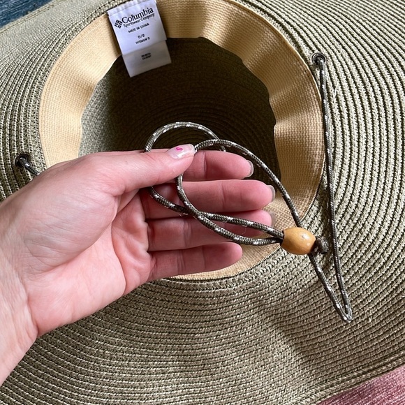 Columbia Women's Stylish Tan Sun Hat - Picture 6 of 9